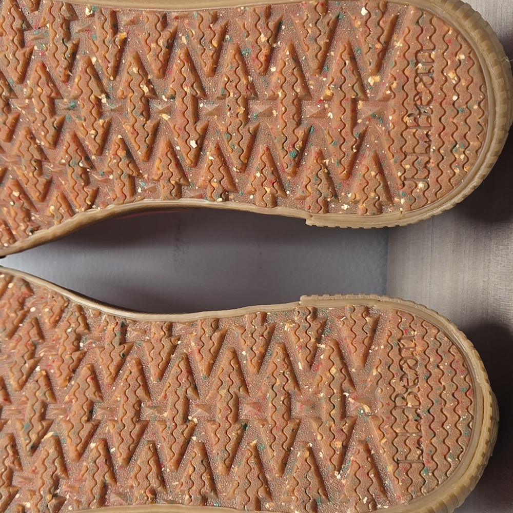 [NEW] L.L. Bean Women's Eco Woods Lace-Up Sneakers With Bubble Gum Sole Size 11 - Picture 13 of 14